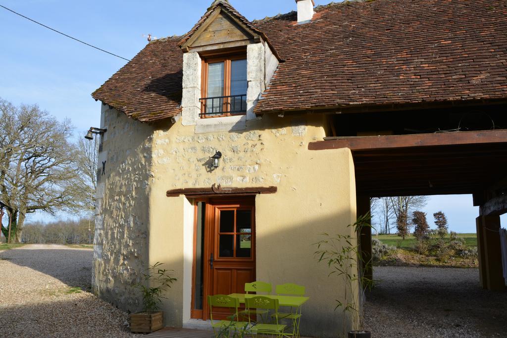 Gites A L'Ombre Des Chenes Châteauvieux Екстериор снимка